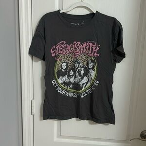 Aero Smith graphic tree